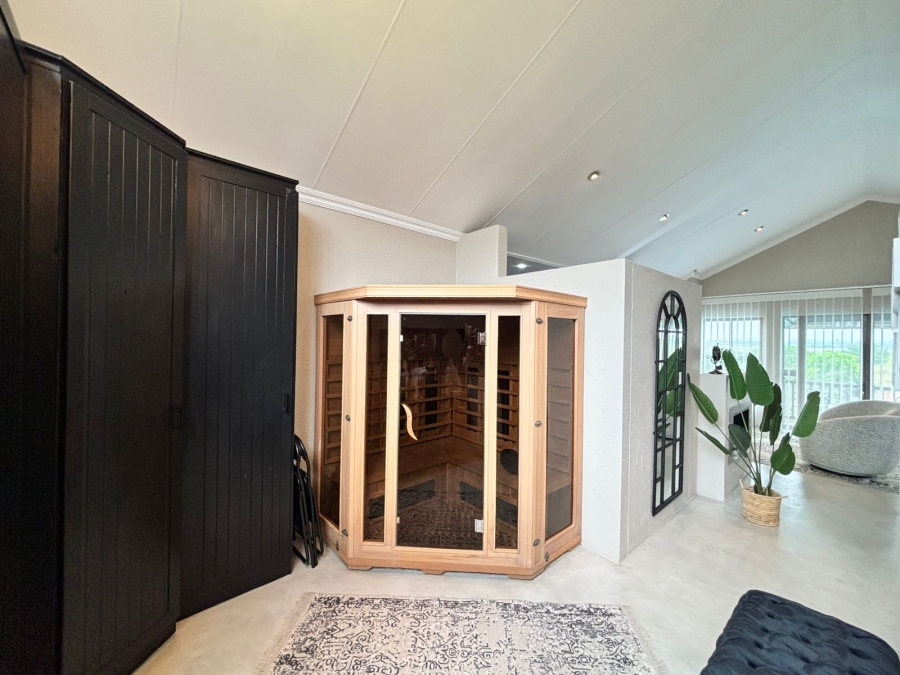 5 Bedroom Property for Sale in Grimbeeck Park North West